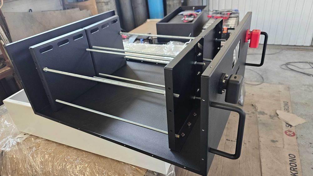 Лазерна порізка металу + моделювання та виготовлення конструкцій