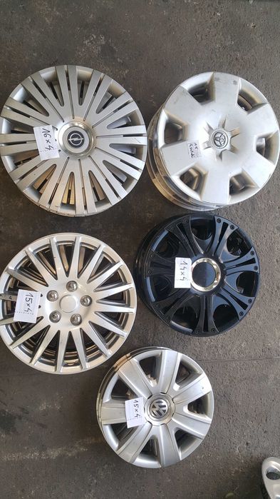 Kołpaki 14-15-16 i naklejki z logo