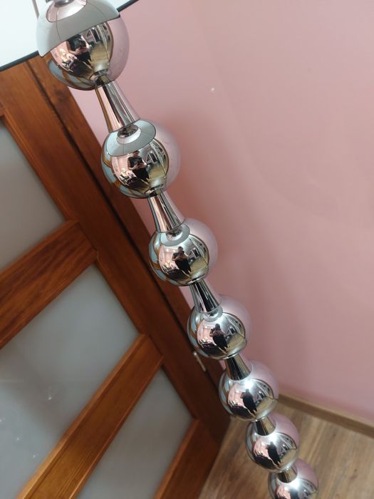 Lampa stojąca do domu