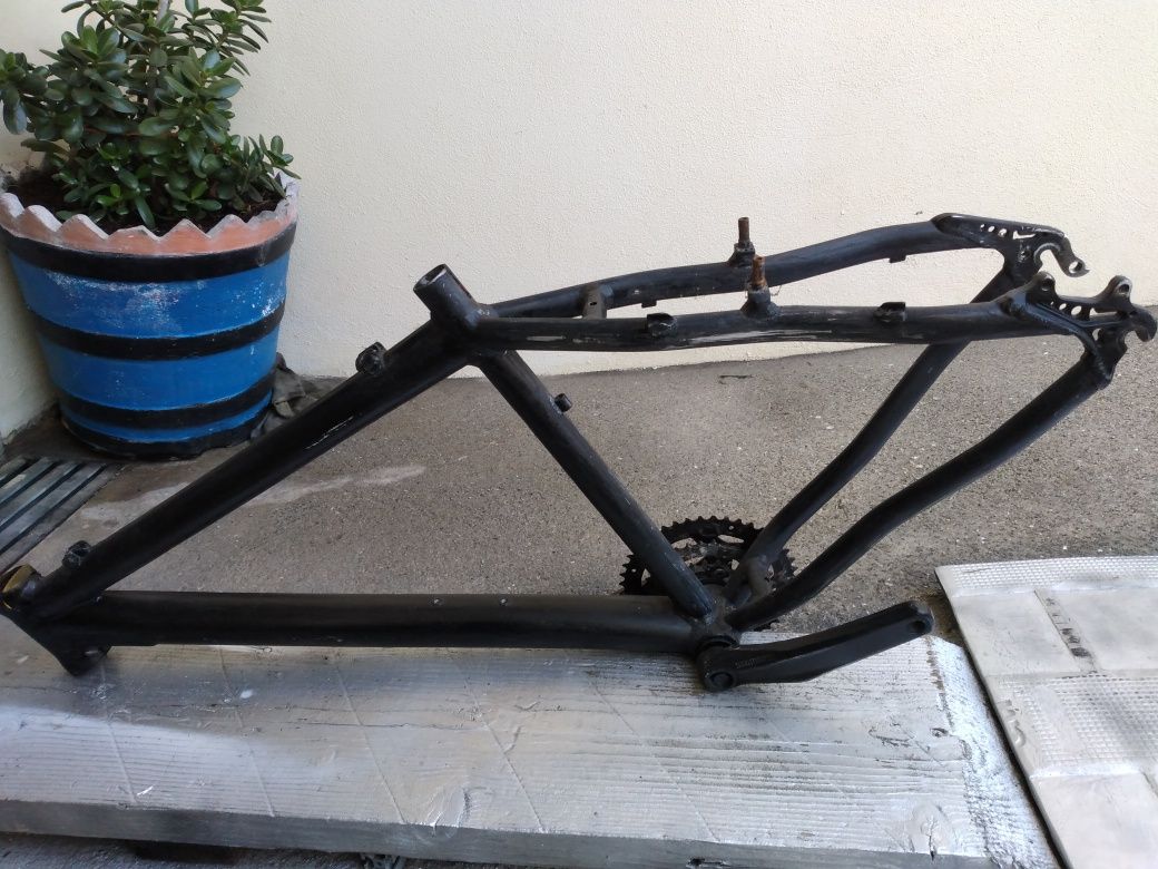 Várias peças btt , bicicletas r26