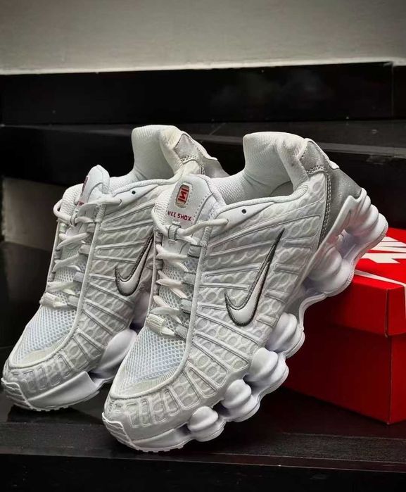 Nike Shox TL White Metallic Silver Rozmiar Biegania / ROZ. 40