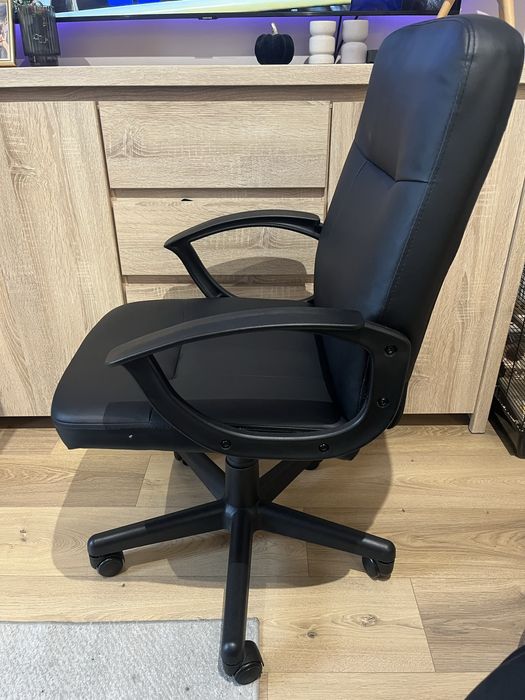 Fotel biurowy  regulowany