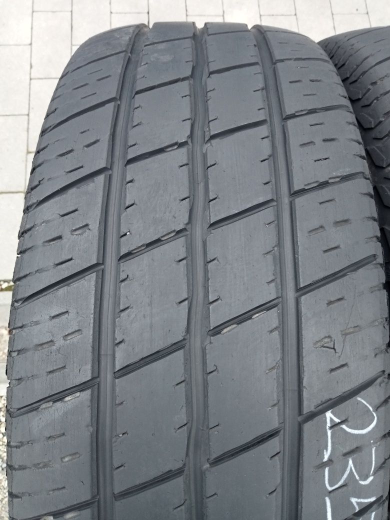 2x Opony Używane Letnie 235/65R16C Continental