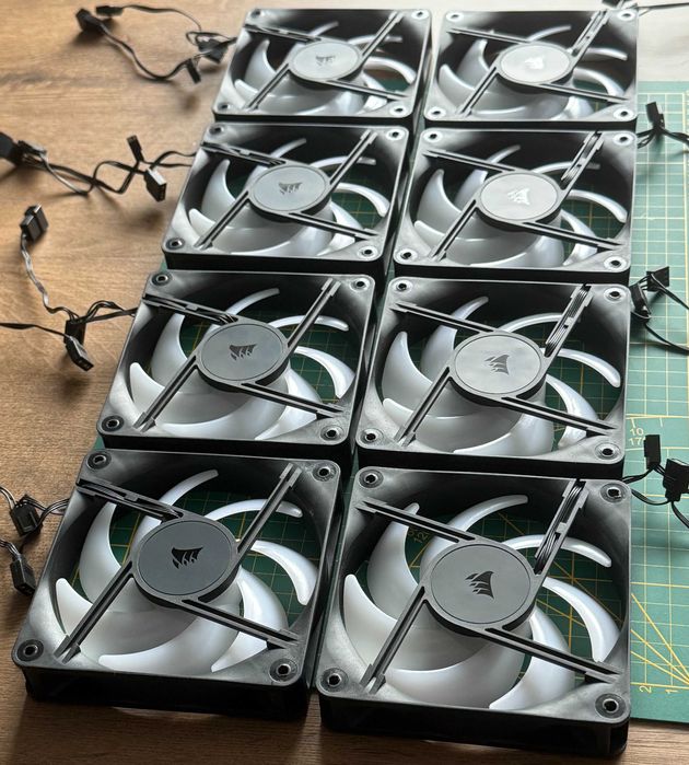 Corsair RS120-R Wentylatory Reverse ARGB PWM 2x 4szt. Gwarancja FV