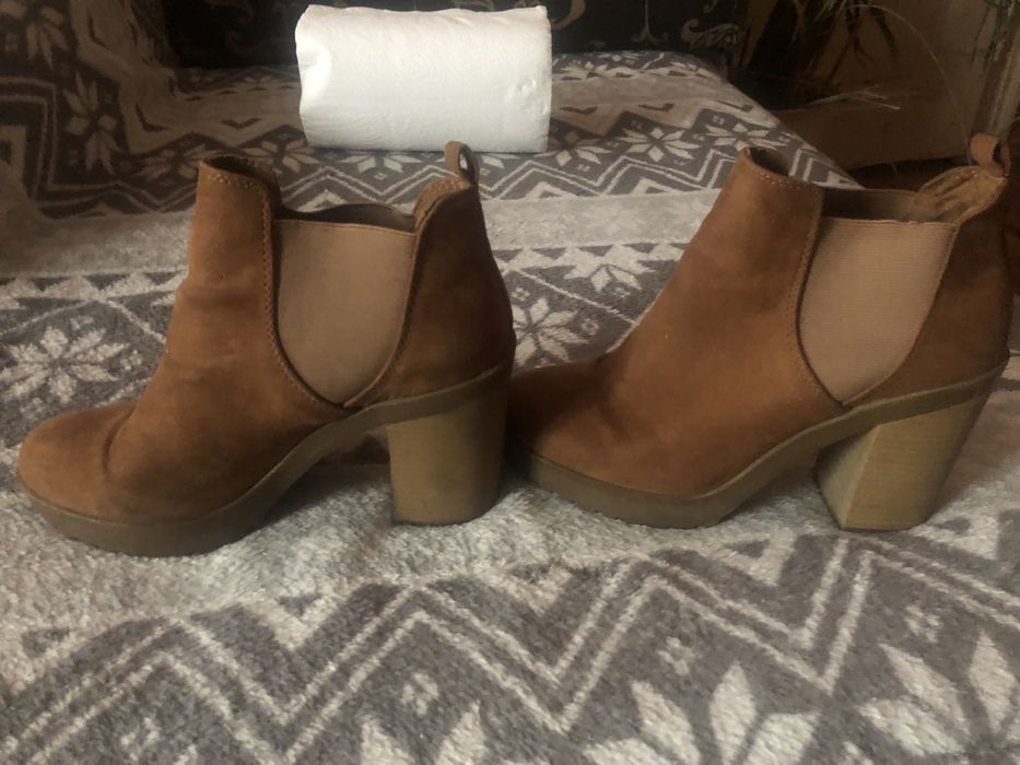 Buty za kostkę Bereshka