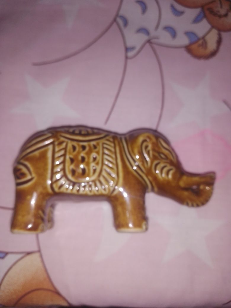 Продам слон сувенир