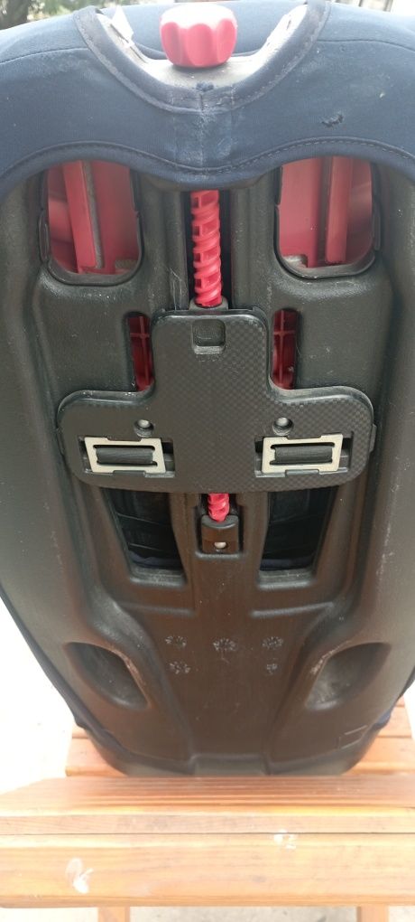 Автокресло Chicco Heptune