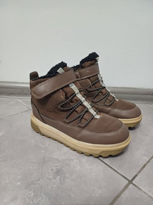 Зимові черевики Н&М