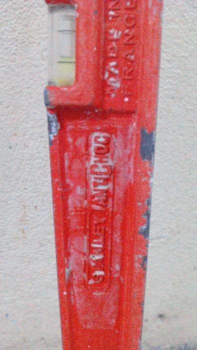 Nível Trapezoidal Stanley Alumínio AntiChoc MLH 80