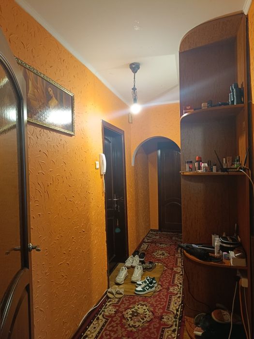 Продаж 2 -кімнатної квартири в центрі Чугуєва