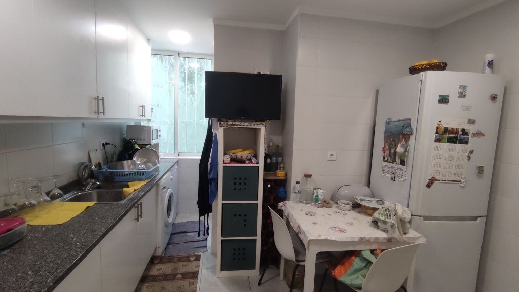 Apartamento T3 em Queluz mobilado