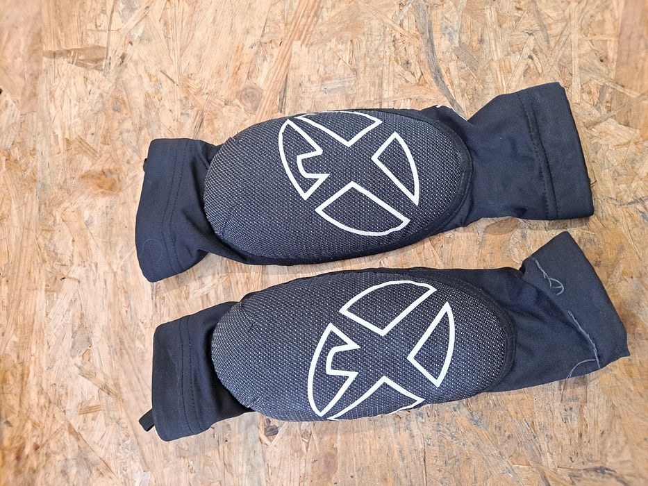 Ochraniacze na łokcie X-Factor flow roz. M/L (fox alpinestars leatt)