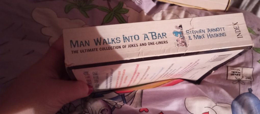 Man Walks Into A Bar The Ultimate Collection of Jokes and One-Liners