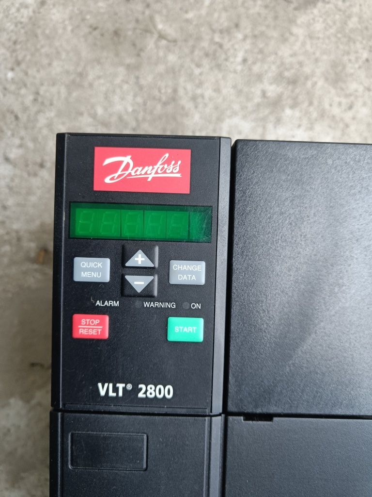 Falownik Danfoss VLT 2880, VLT 2800,  18.3 kvA, 24A