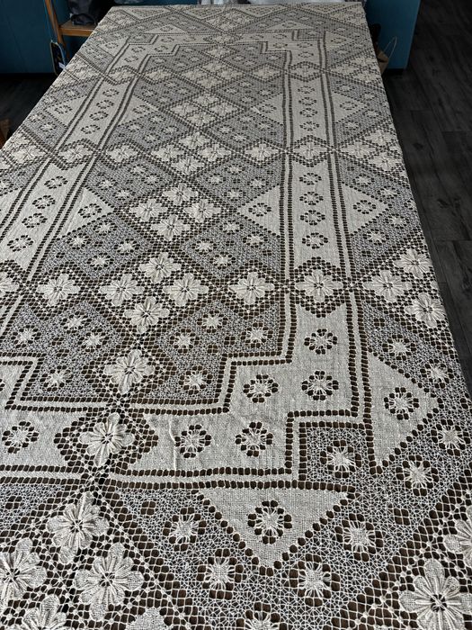 Toalha de mesa renda filé feita à mão com 282x187