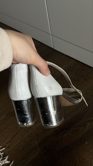 Босоніжки/туфлі( три модельки)