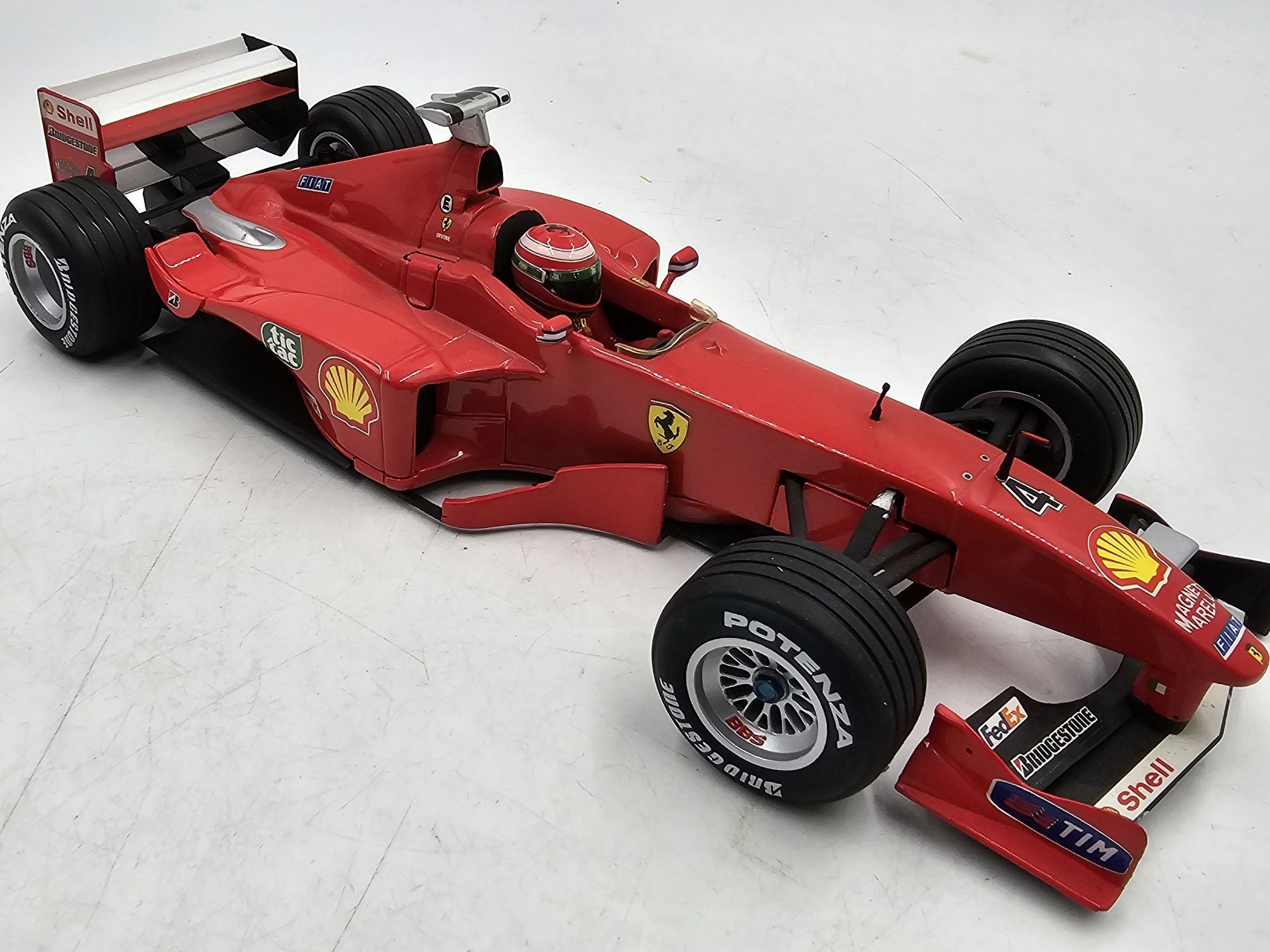 Model formuły f1 w skali 1:18 hot wheels metalowa 


Stan wizualny bar