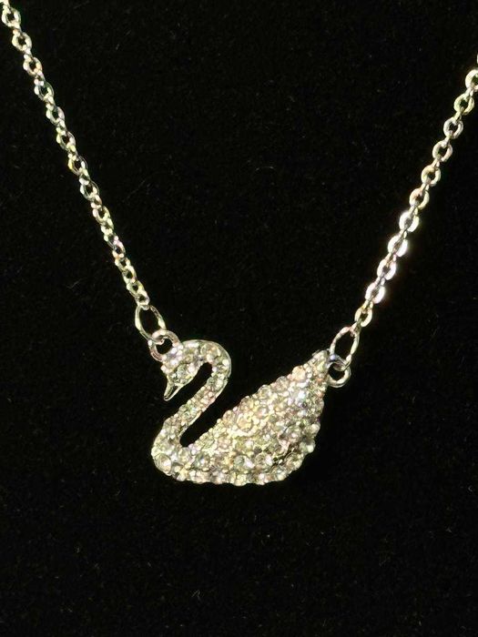 Elegancki naszyjnik Swarovski nowy