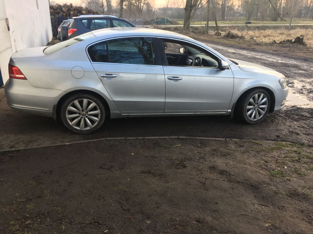 Двері двери дверь VW PASSAT B7 LA7W в Наявності пасат