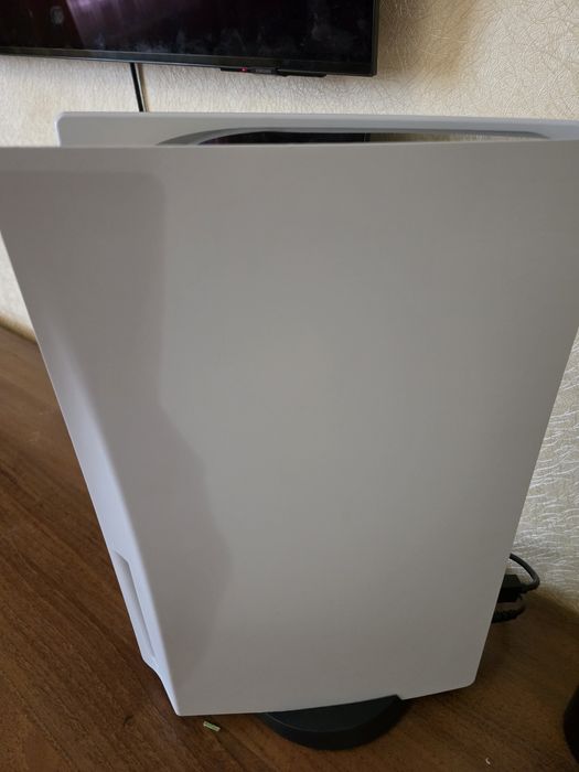Продаю Playstation 5