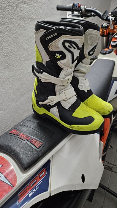 Alpinestar tech 3s kids