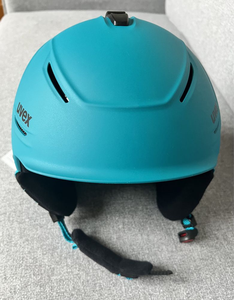 nowy kask narciarski/snb UVEX (59-62)