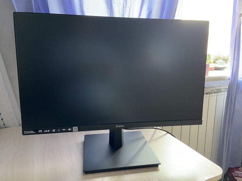 Монітор  23, 8ʼʼ