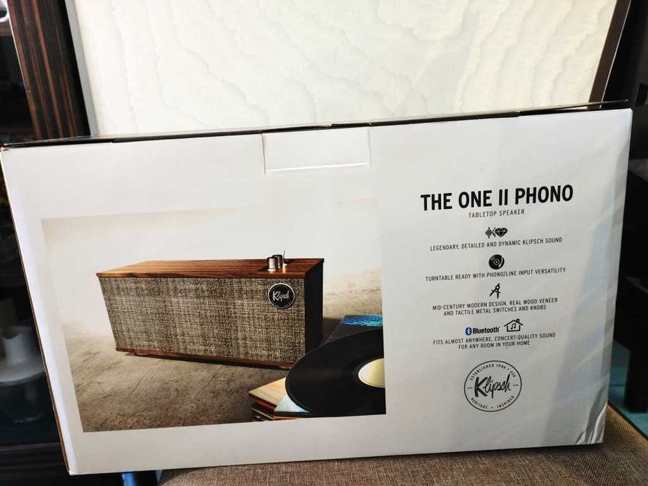 Акустична система Klipsch The One II Phono Walnut