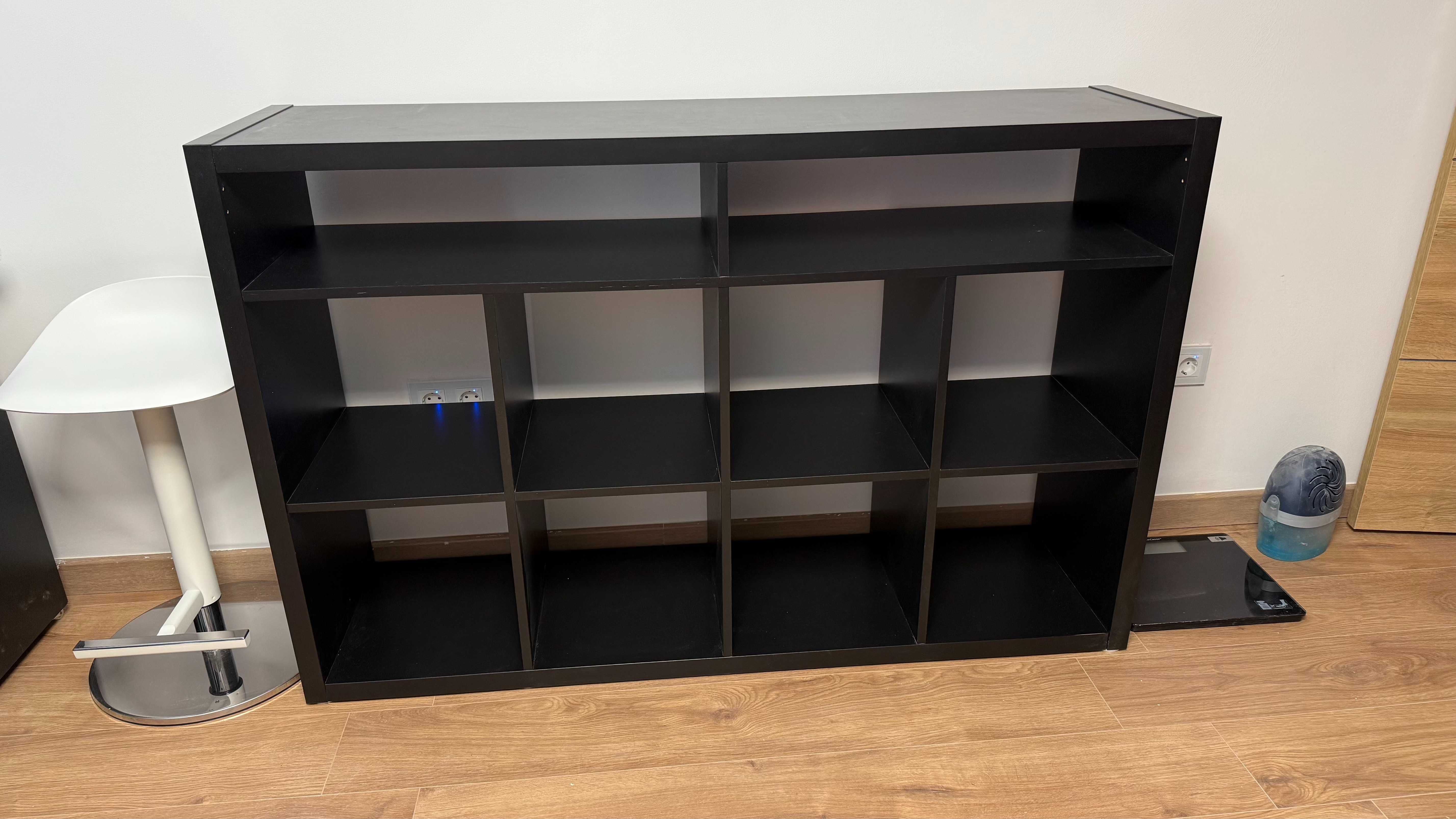 Estante OBEGRÄNSAD IKEA – Edição Limitada – Preta