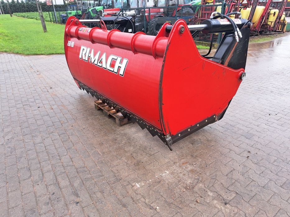 Wycinak szczękowy RI-MACH 260 HD