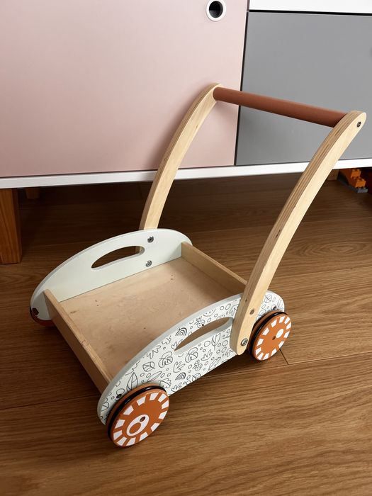 Pchacz, chodzik, wózek dla dzieci