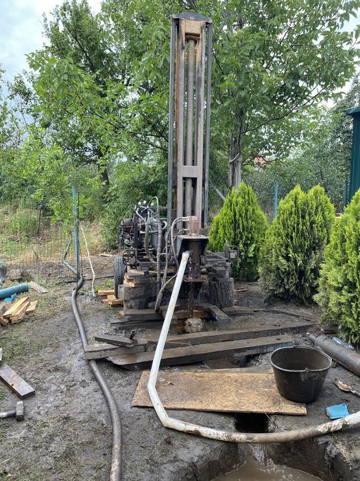 Бурение скважен до 100 і більше метрів