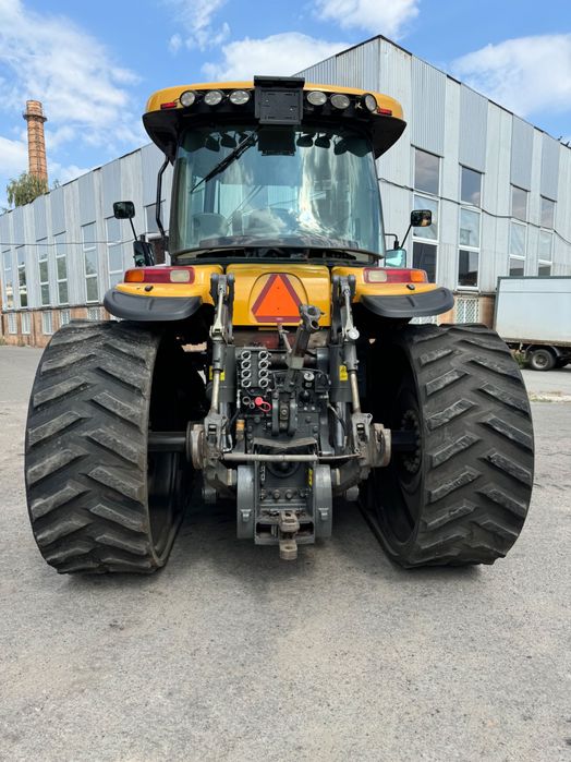 Продам трактор Challenger MT 765 B