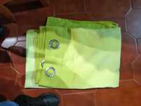 4 cortinas verdes grossas