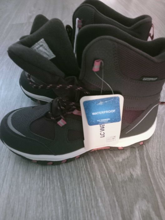 Сапожки Waikiki водовідштовхуючі