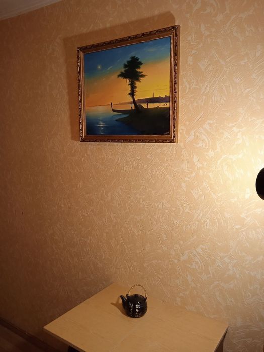 Картина олією на полотні в рамі ,нова