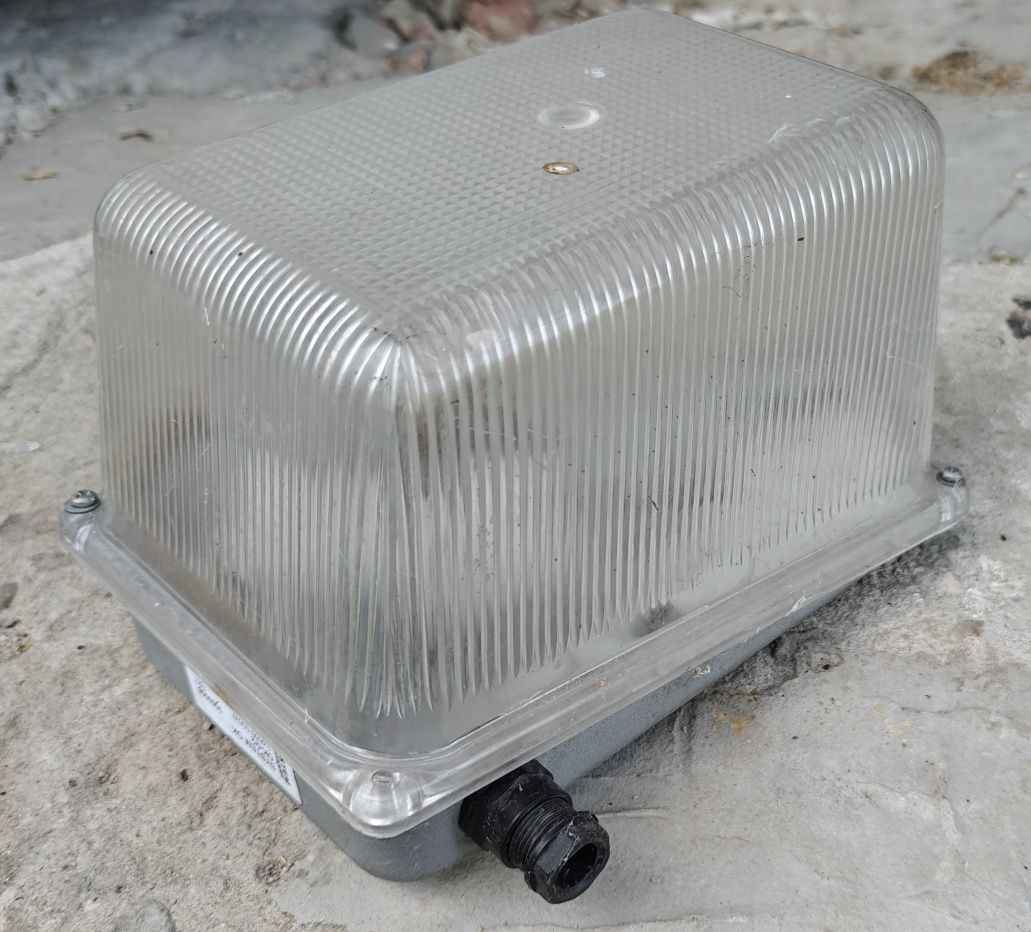 Oprawa kanałowa OK-5/2 100W E27 230V IP54 225X155X145MM Poliwęglan