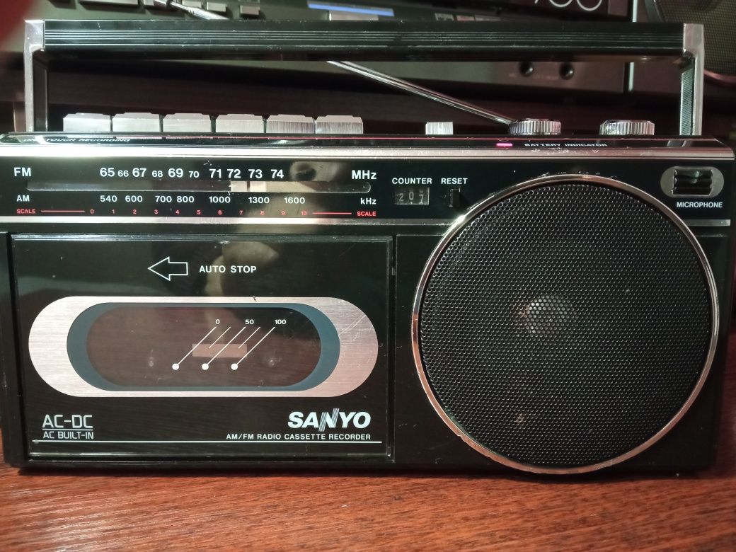 Продам SHARP wf-380h (bk) SANYO M2670F