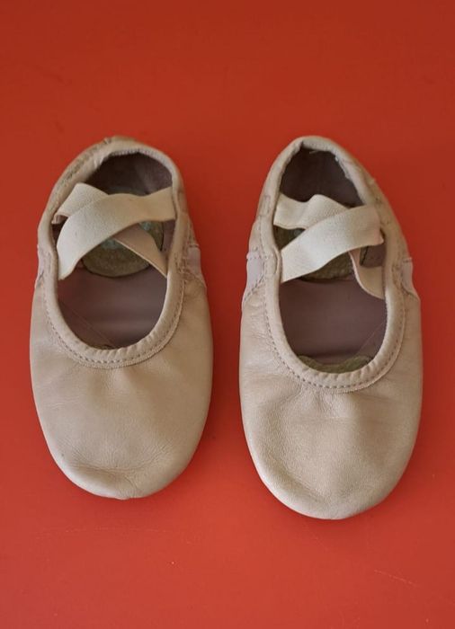 Calçado Ballet Meia-ponta em Couro Sola dividida -tam. 26(16cm)