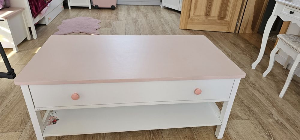 Ława dla dziewczynki