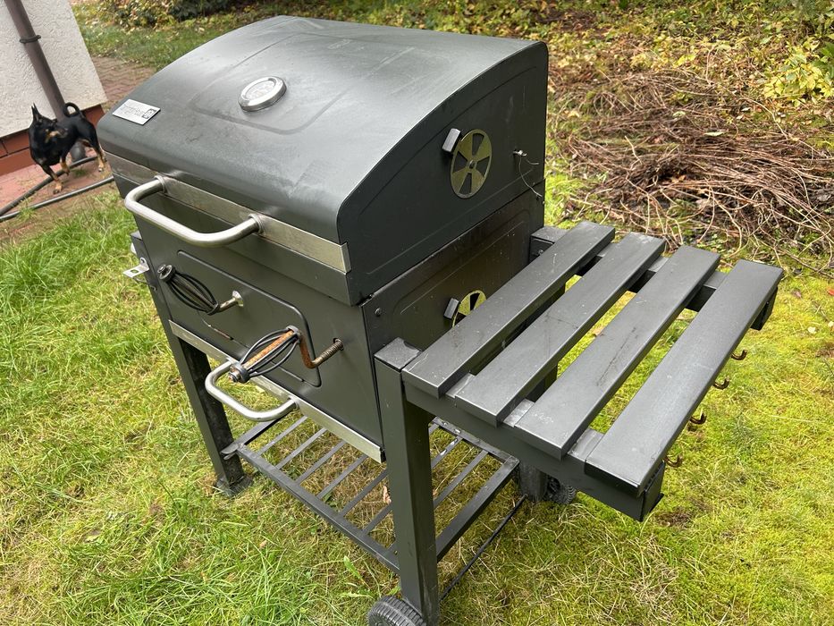 Grill tarrington house