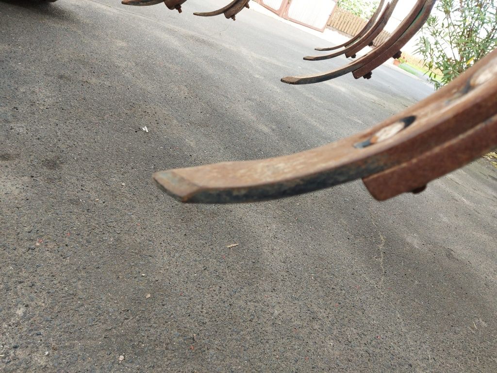 Kultywator bezorkowy