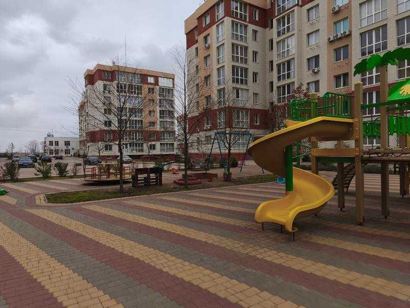 1К- квартира с ремонтом в новом доме ЖК Розенталь.