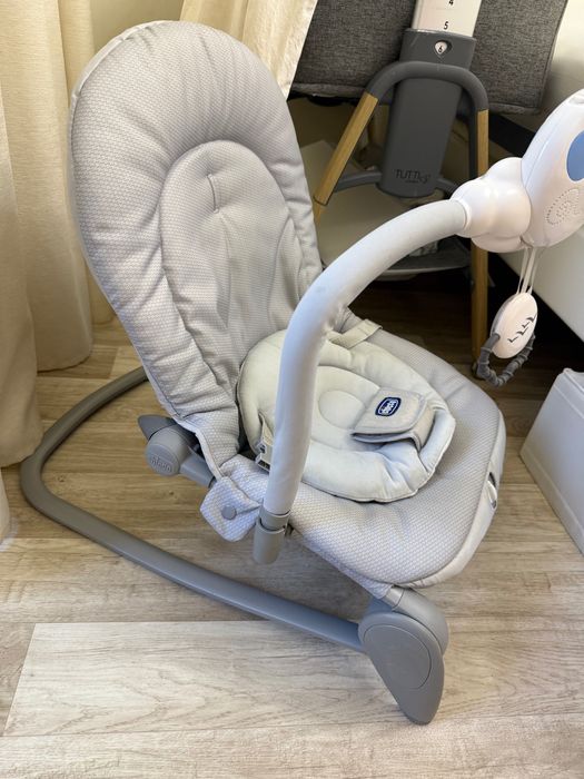 Крісло гойдалка Chicco 0-18 міс