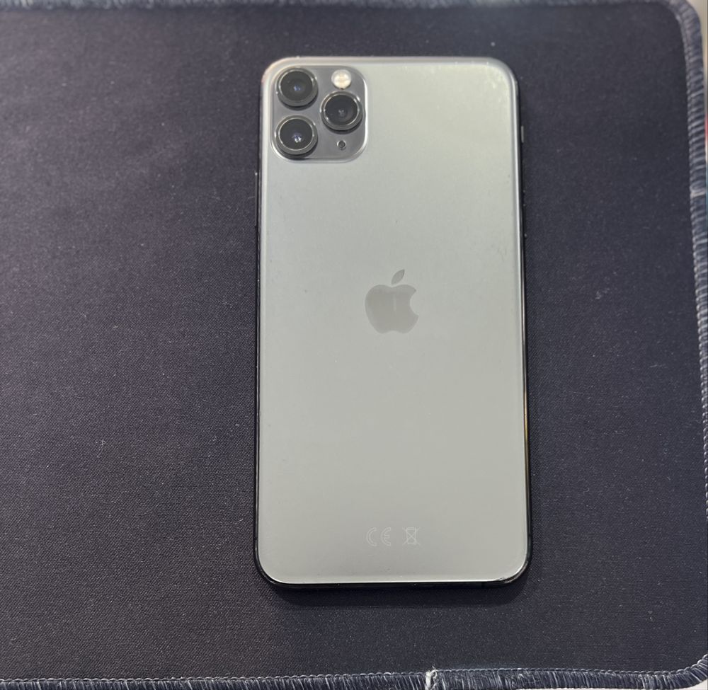 I Phone 11 Pro Max.