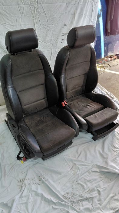 Fotele wnętrze Audi A4 b6 b7 avant 4x grzane.