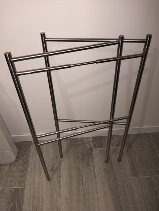 Toalheiro extensível em inox