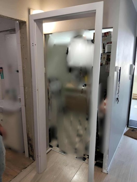 Nowa ościeżnica regulowana 140–180 cm do drzwi 70 cm