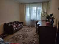 Продаж 2 кімнат в 3 кім квартирі по вул. Наукова.