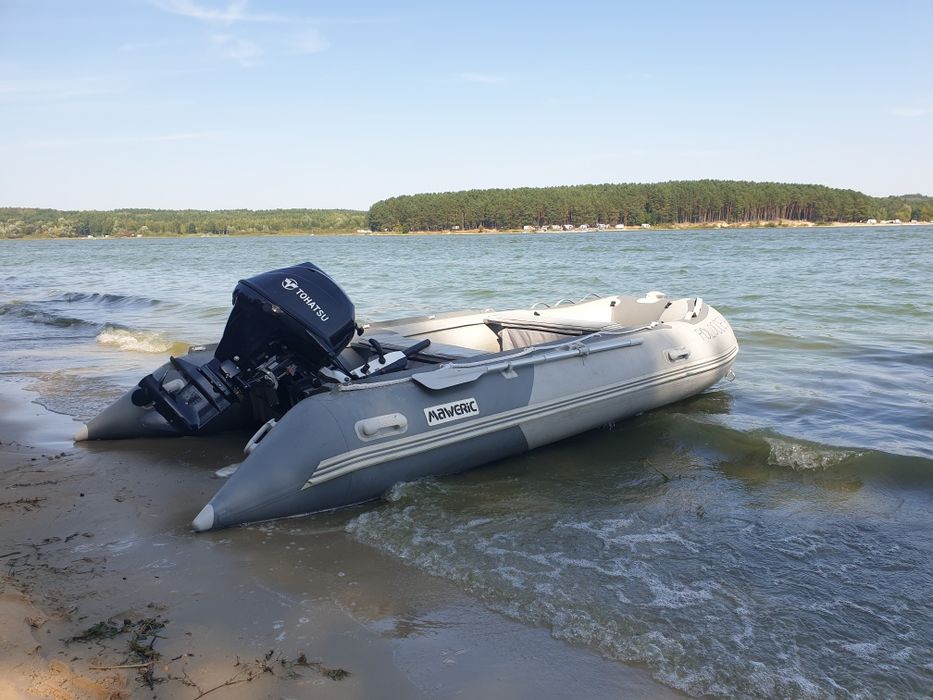 Ponton z silnikiem Tohatsu 30km